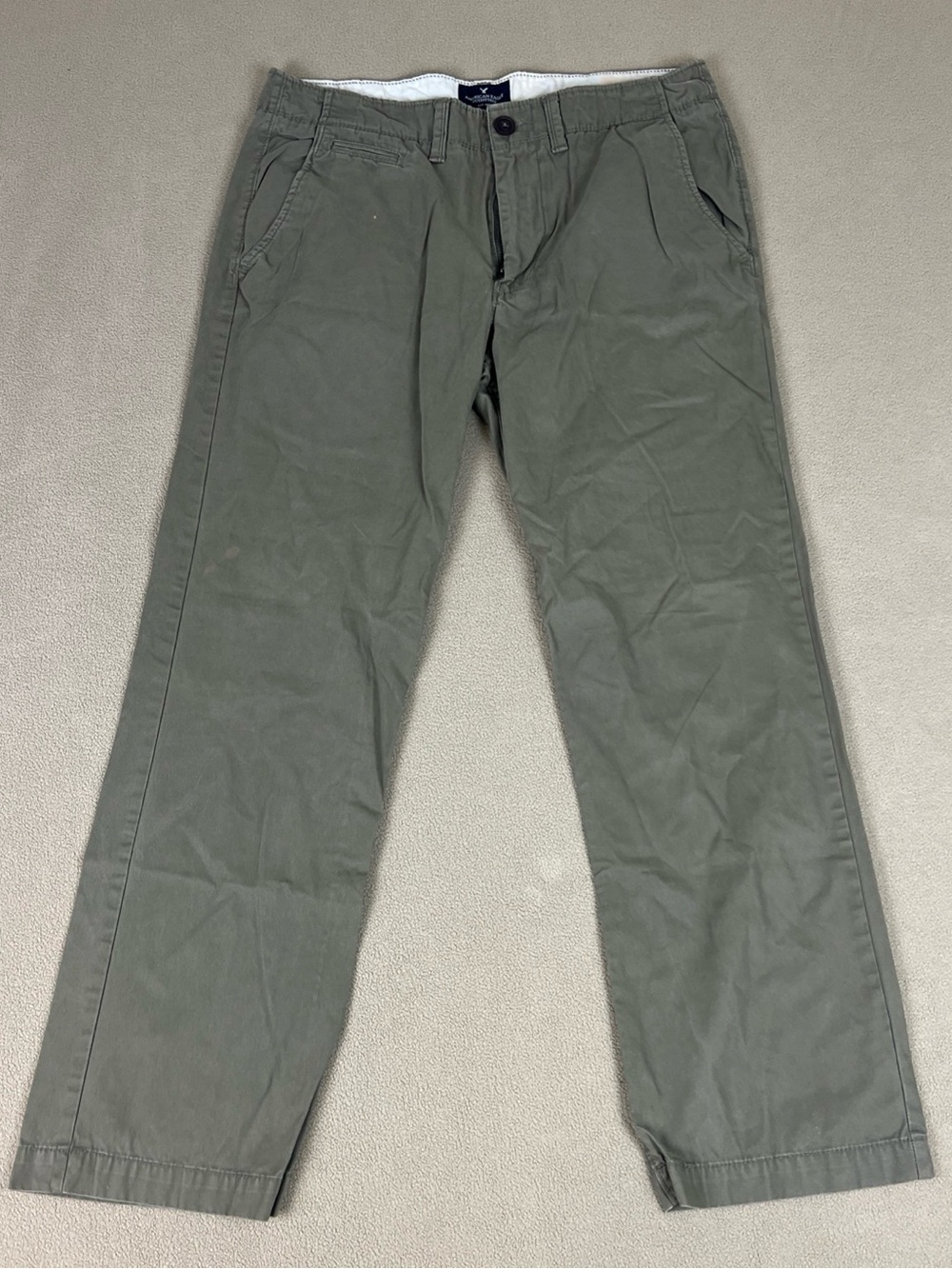 2013 American Eagle Original Straight Khaki Pants. Green. Mens Sz 33x30